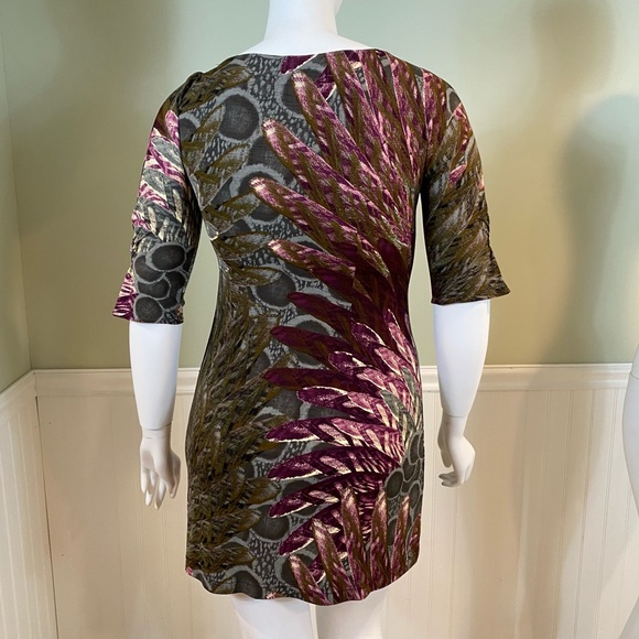 Adrianna Papell Knit Jersey Feather Print Dress - Picture 7 of 13